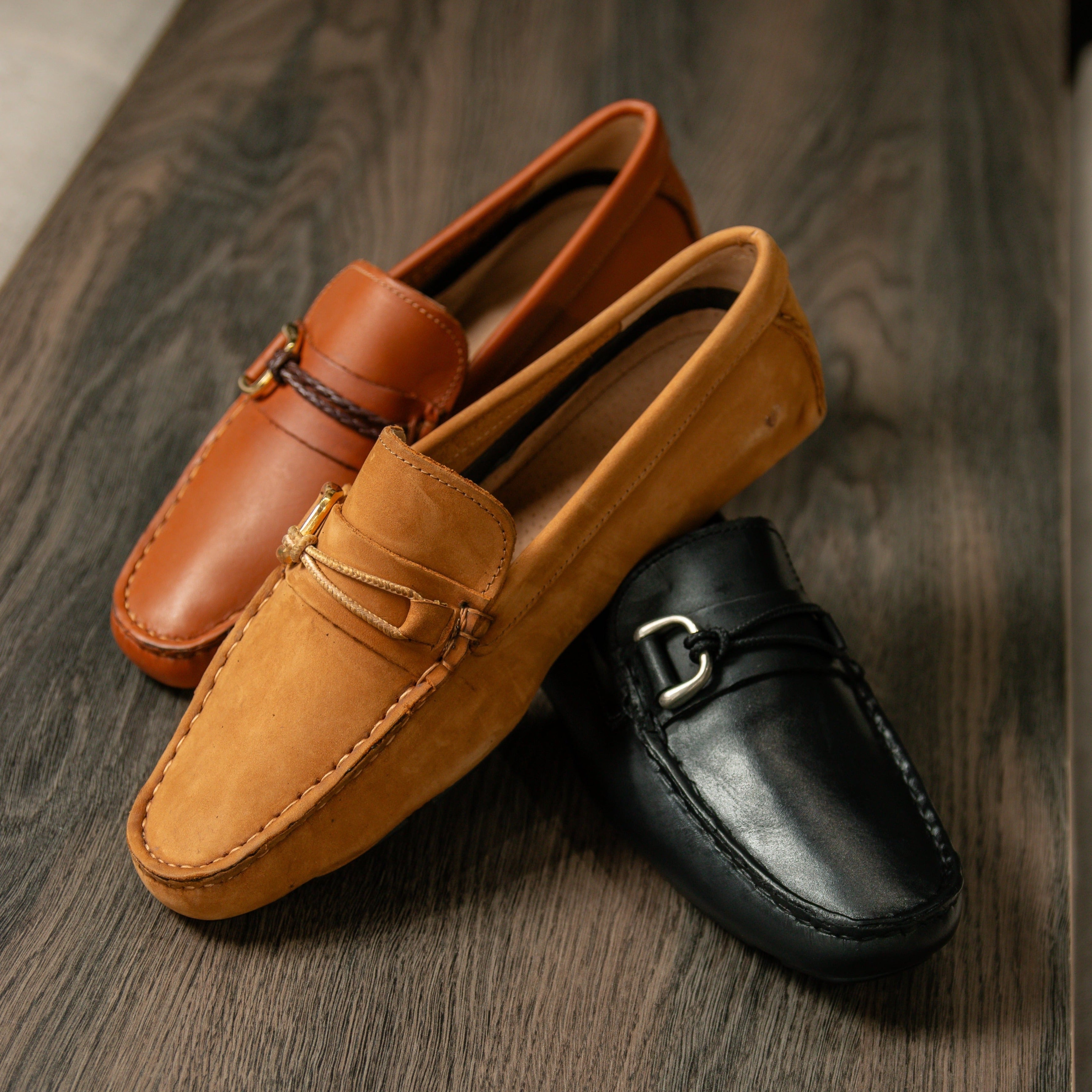 Mocasín Drive en color caramelo, un calzado distinguido y elegante. Agrega un toque de sofisticación a tu estilo con este mocasín de tono caramelo, ideal para lucir con clase en cualquier ocasión.